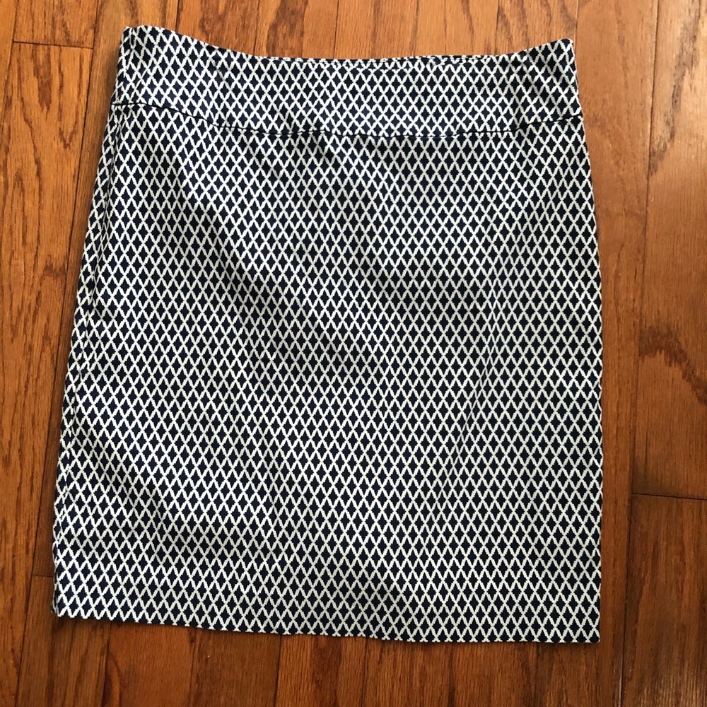 Margaret M Skirt
